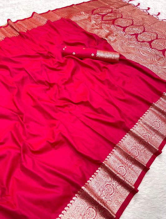 Graceful Reddish Pink Banarasi Silk Paithani Saree