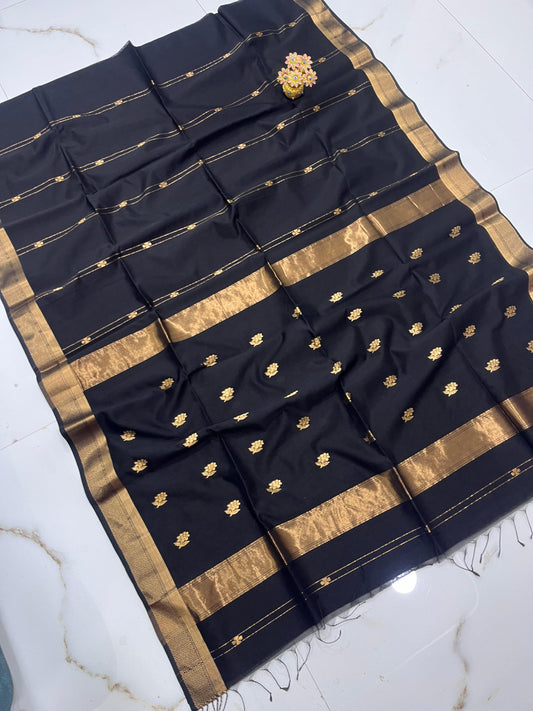 Graceful Black Maheshwari Silk Saree